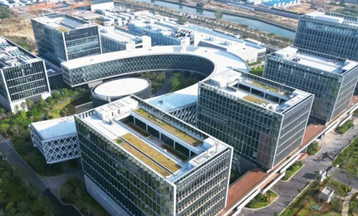 家具板材市场供需现状及蓝金林板材厂家应对策略